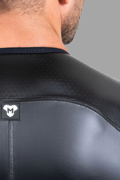 Black zippered vest by Maskulo, a stylish and practical accessory for everyday wear or active use, offering comfort and modern design.